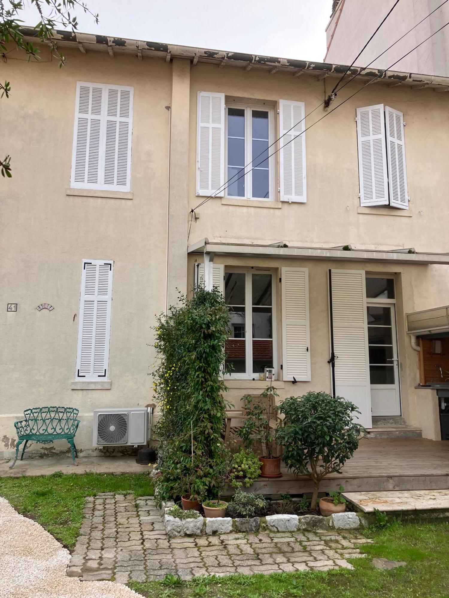 Charmant Appartement Cosy Saint-Raphael  Ngoại thất bức ảnh